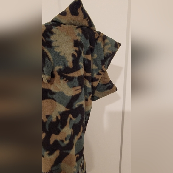 Adult Dinosaur PJS/ New - Picture 6 of 7